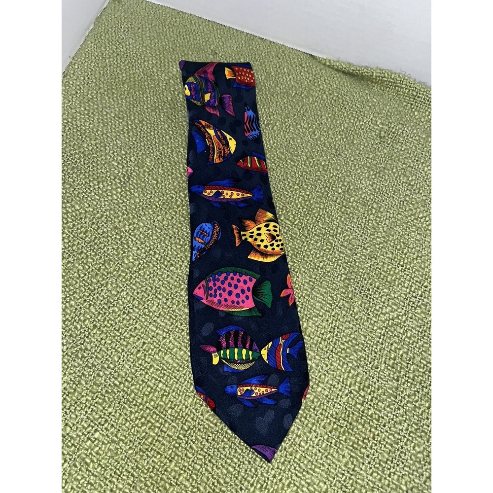Tie Addiction , mens tie ,tropical Fish print ,silk